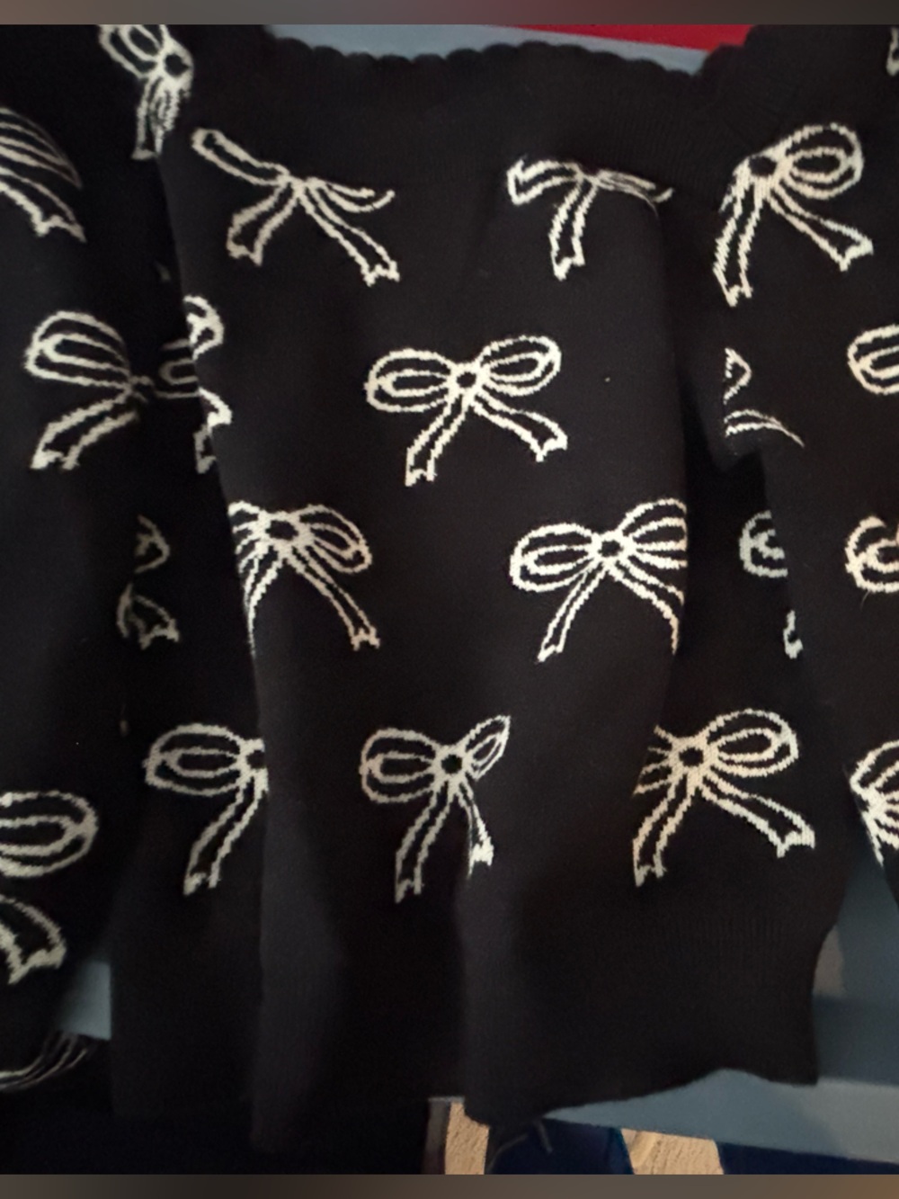 Willow and wind black and white with bows large sweater